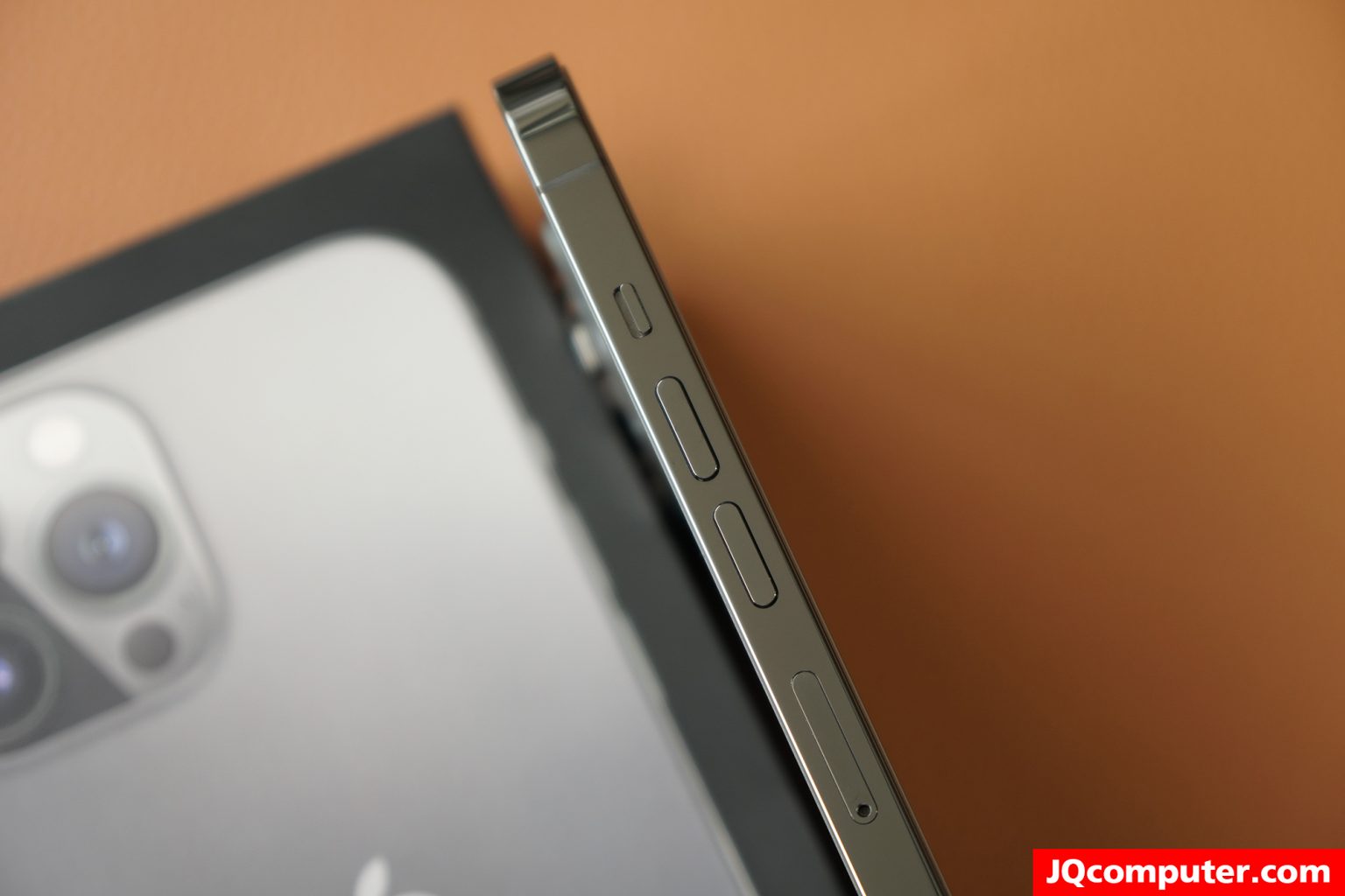 iPhone 13 Pro Max - Image 10