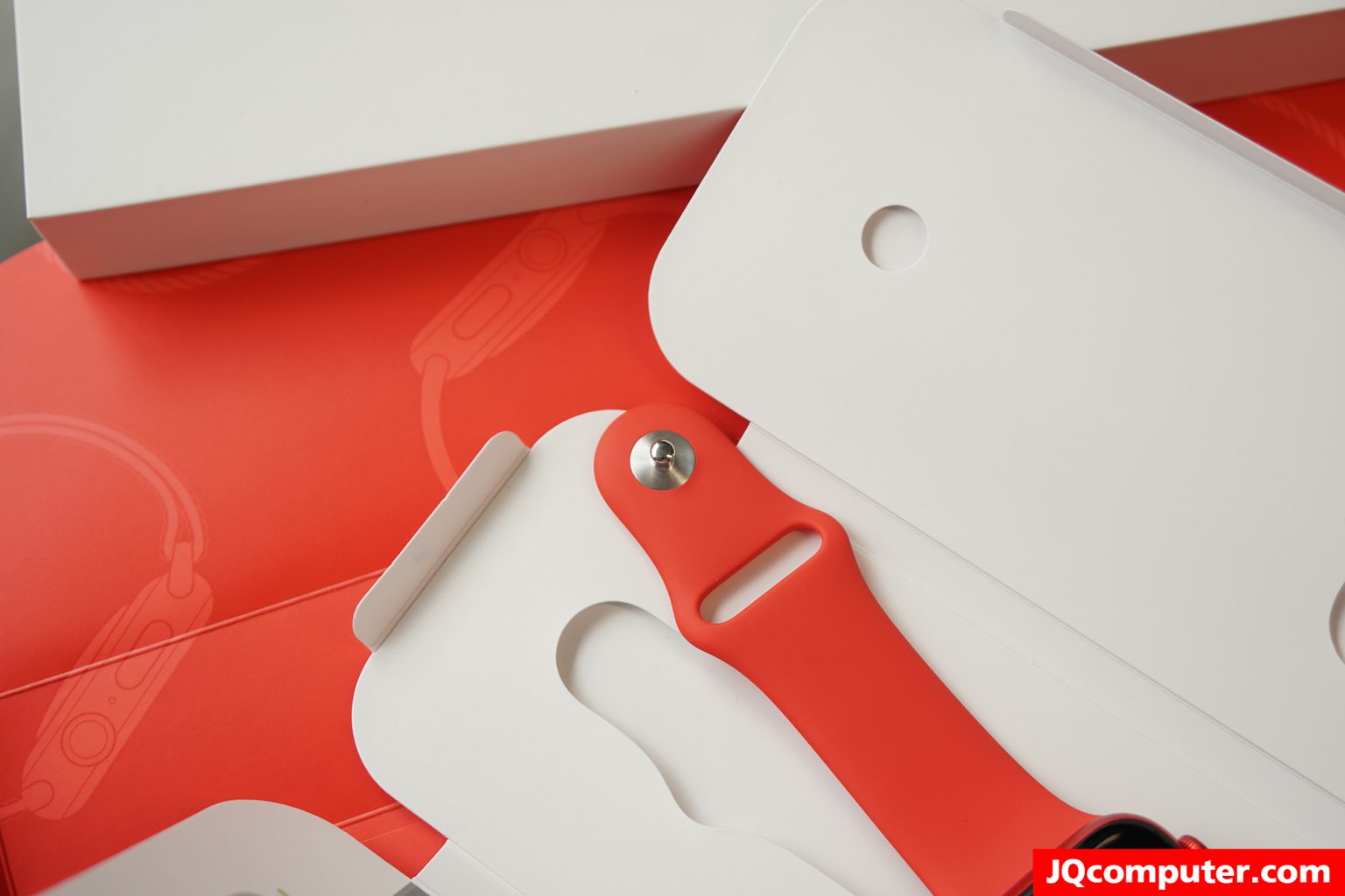 Apple Watch Series 6 (44mm.) - Image 9
