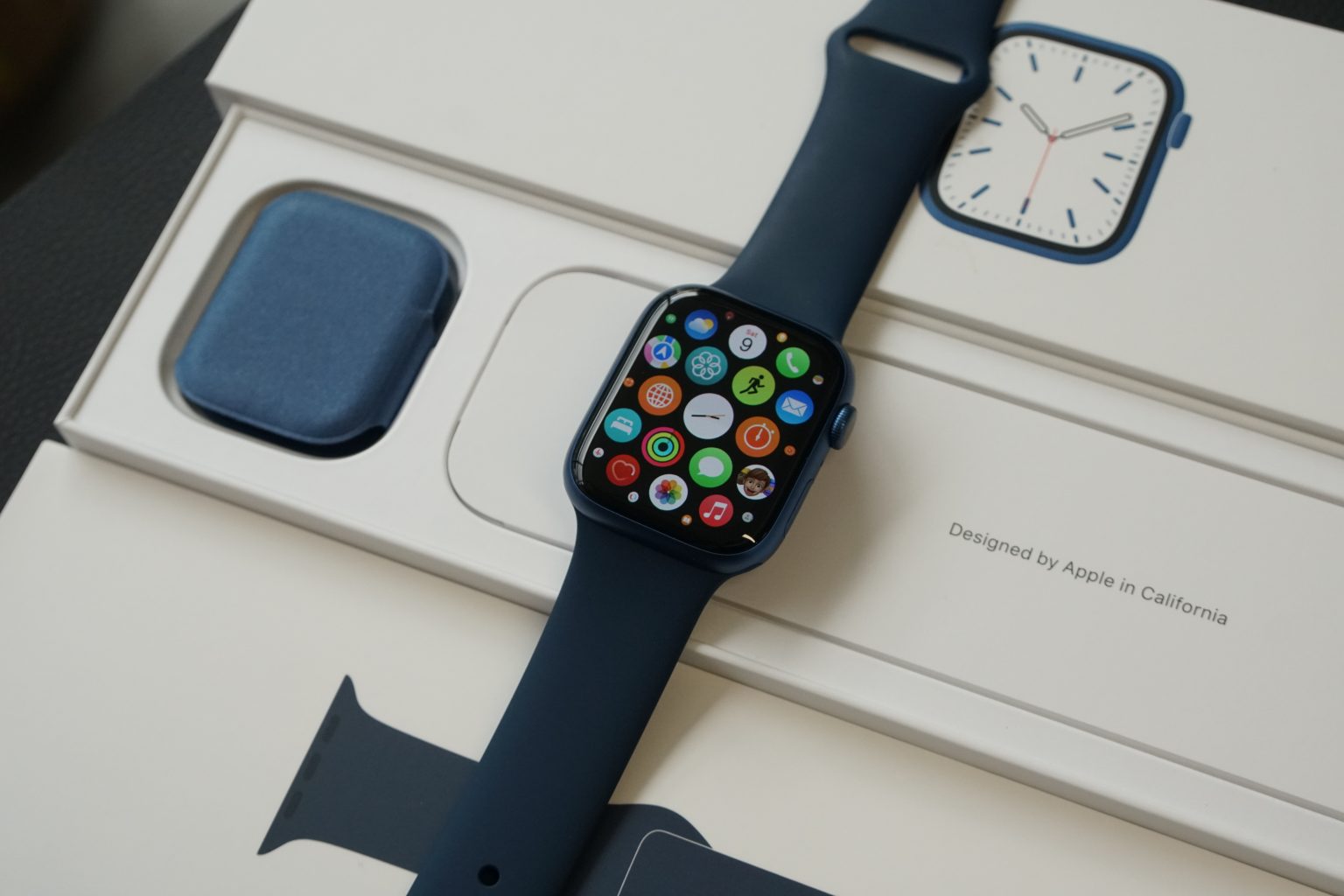 Apple Watch Series 7 (45mm.)