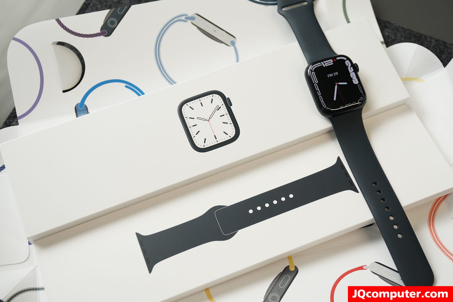 Apple Watch Series 7 (45mm.) - Image 12