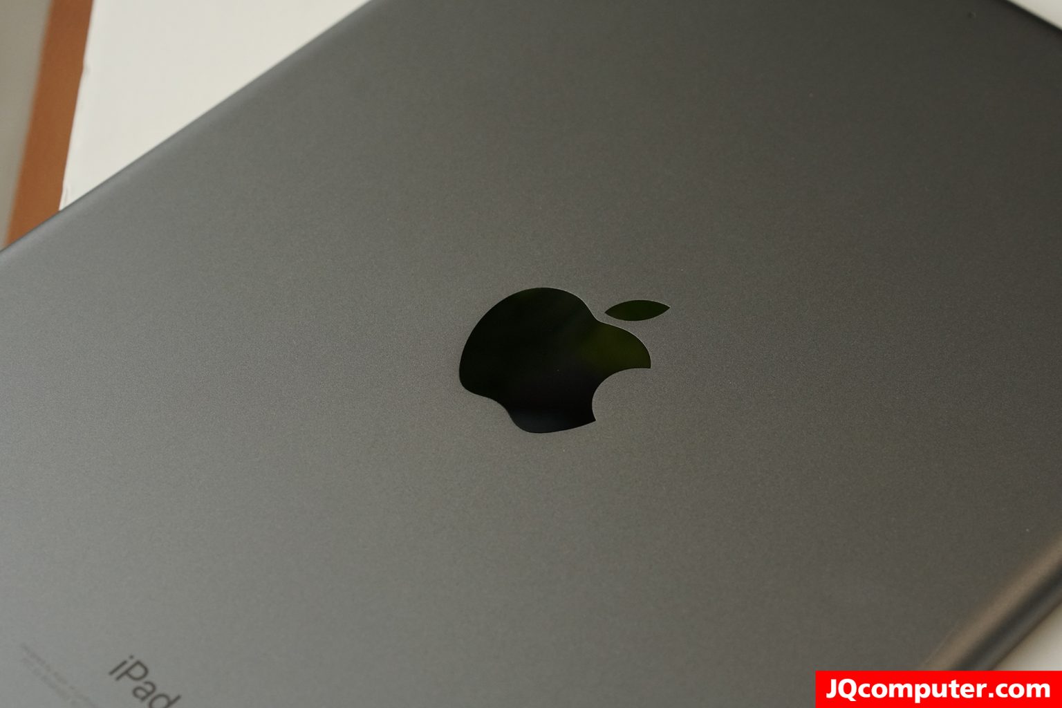iPad (9.7-inch, Gen.6) - Image 12