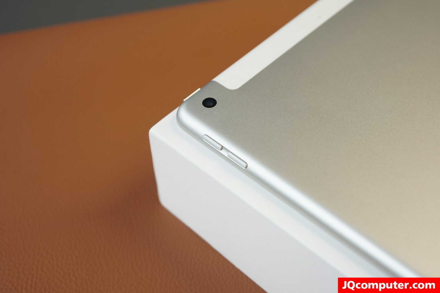 iPad (10.2-inch, Gen.8) Cellular - Image 16