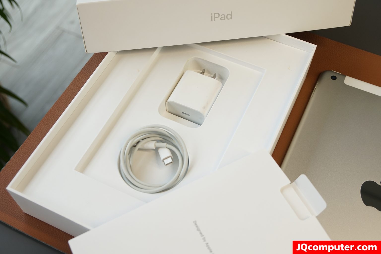 iPad (10.2-inch, Gen.8) Cellular - Image 17