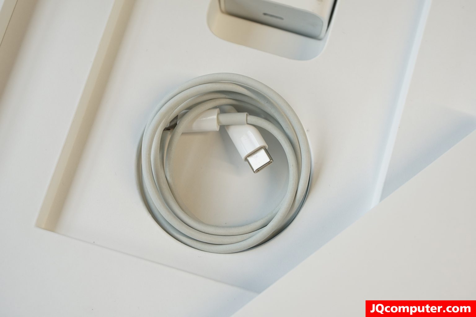 iPad (10.2-inch, Gen.8) Cellular - Image 19