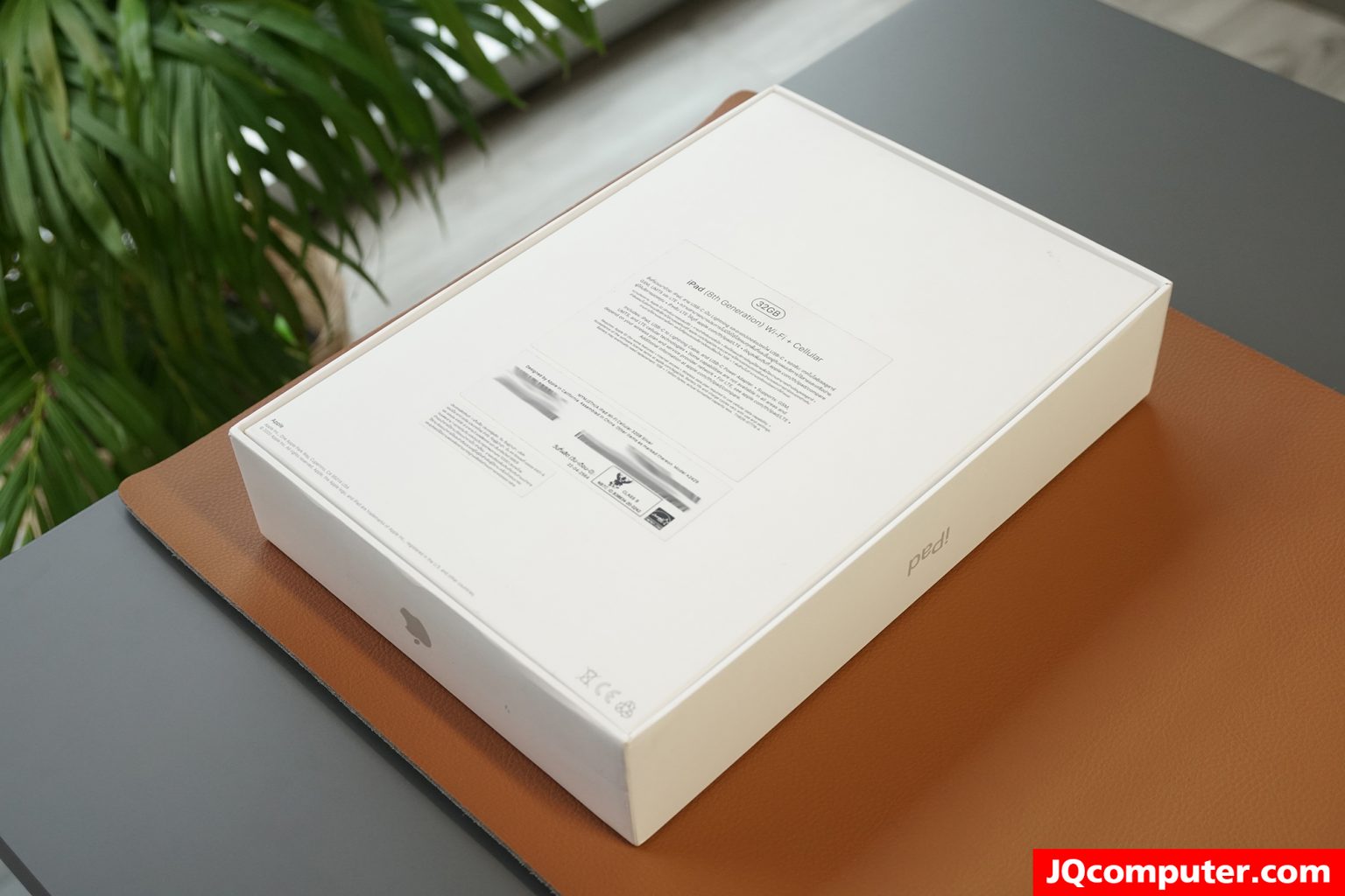 iPad (10.2-inch, Gen.8) Cellular - Image 21