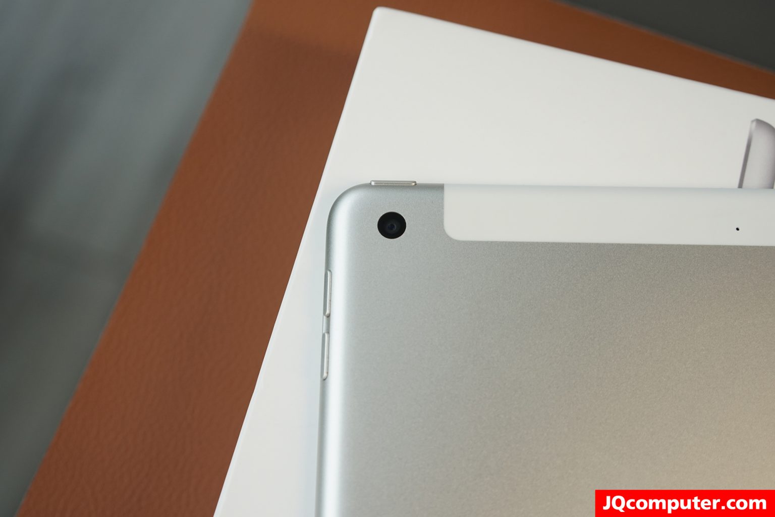 iPad (10.2-inch, Gen.8) Cellular - Image 9