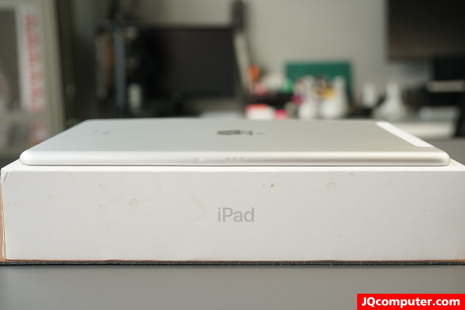 iPad (10.2-inch, Gen.8) Cellular - Image 17