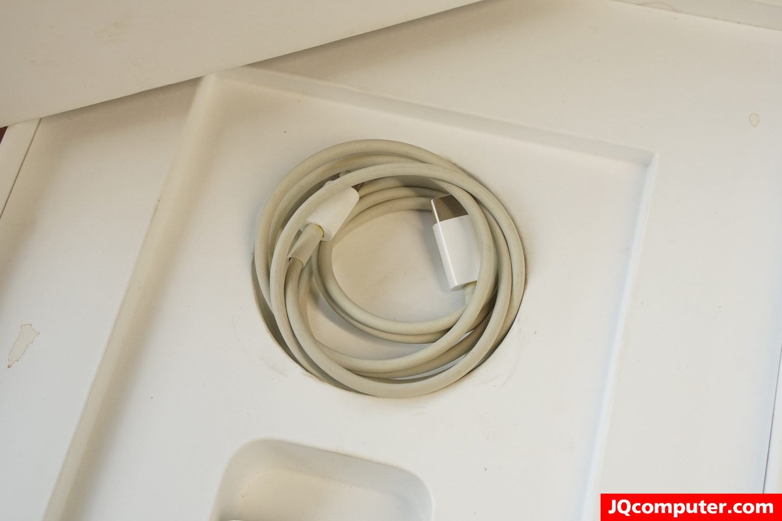 iPad (10.2-inch, Gen.8) Cellular - Image 21