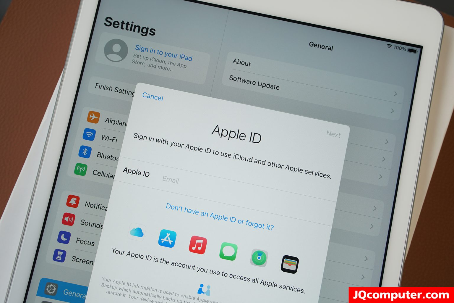 iPad (10.2-inch, Gen.8) Cellular - Image 3