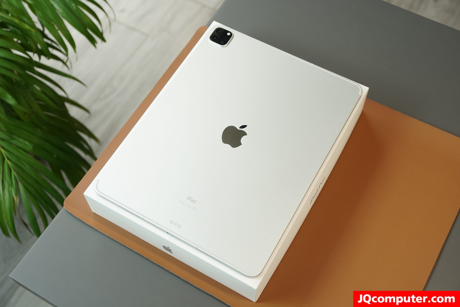 iPad Pro (12.9-inch, Gen.5) Cellular - Image 2