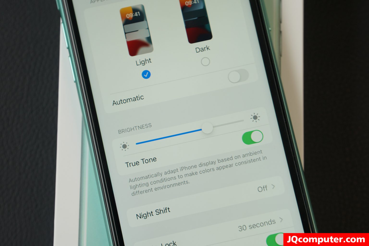 iPhone 11 - Image 5