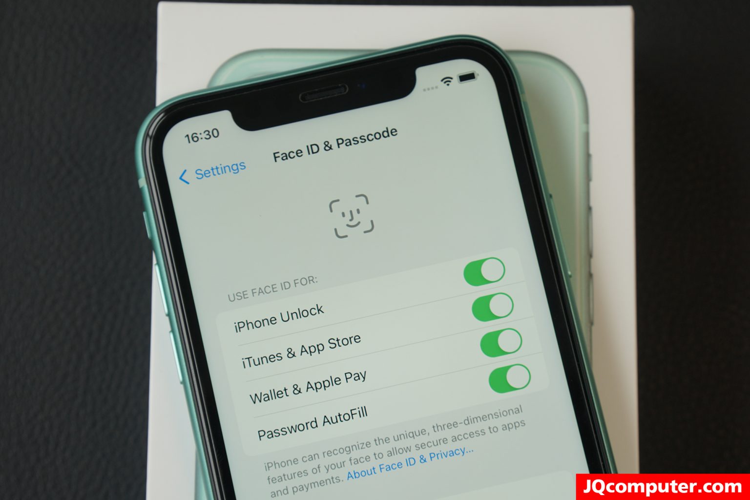 iPhone 11 - Image 6