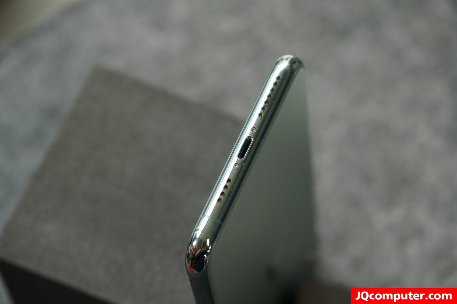 iPhone 11 Pro Max - Image 10