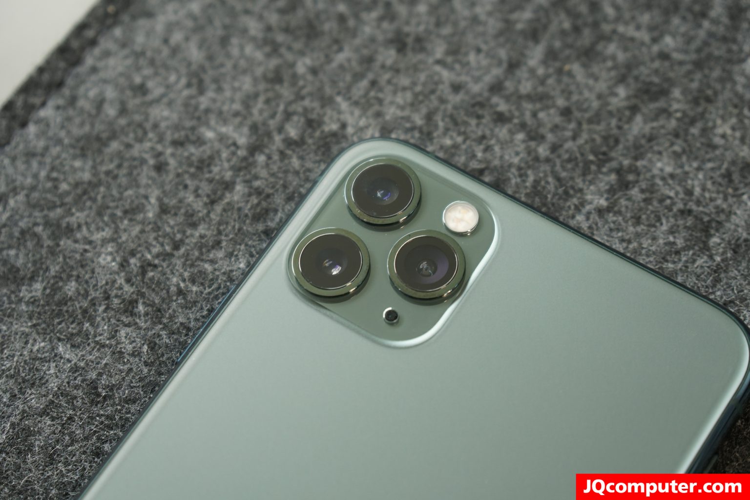 iPhone 11 Pro Max - Image 8