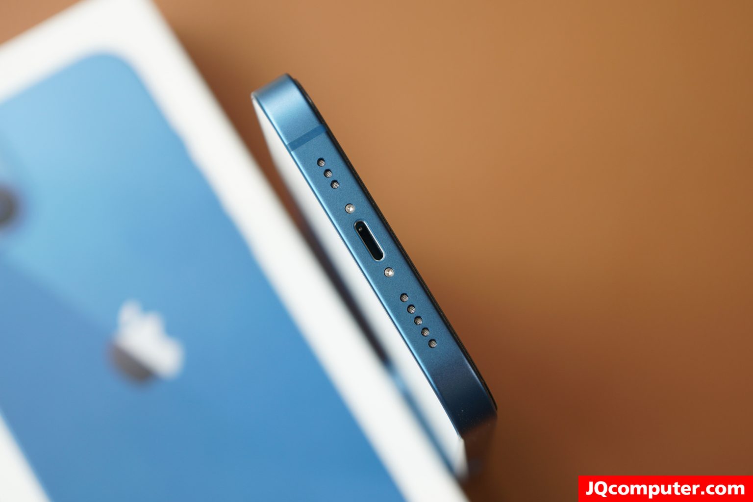 iPhone 13 - Image 12