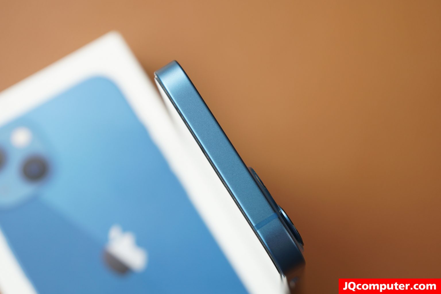 iPhone 13 - Image 15