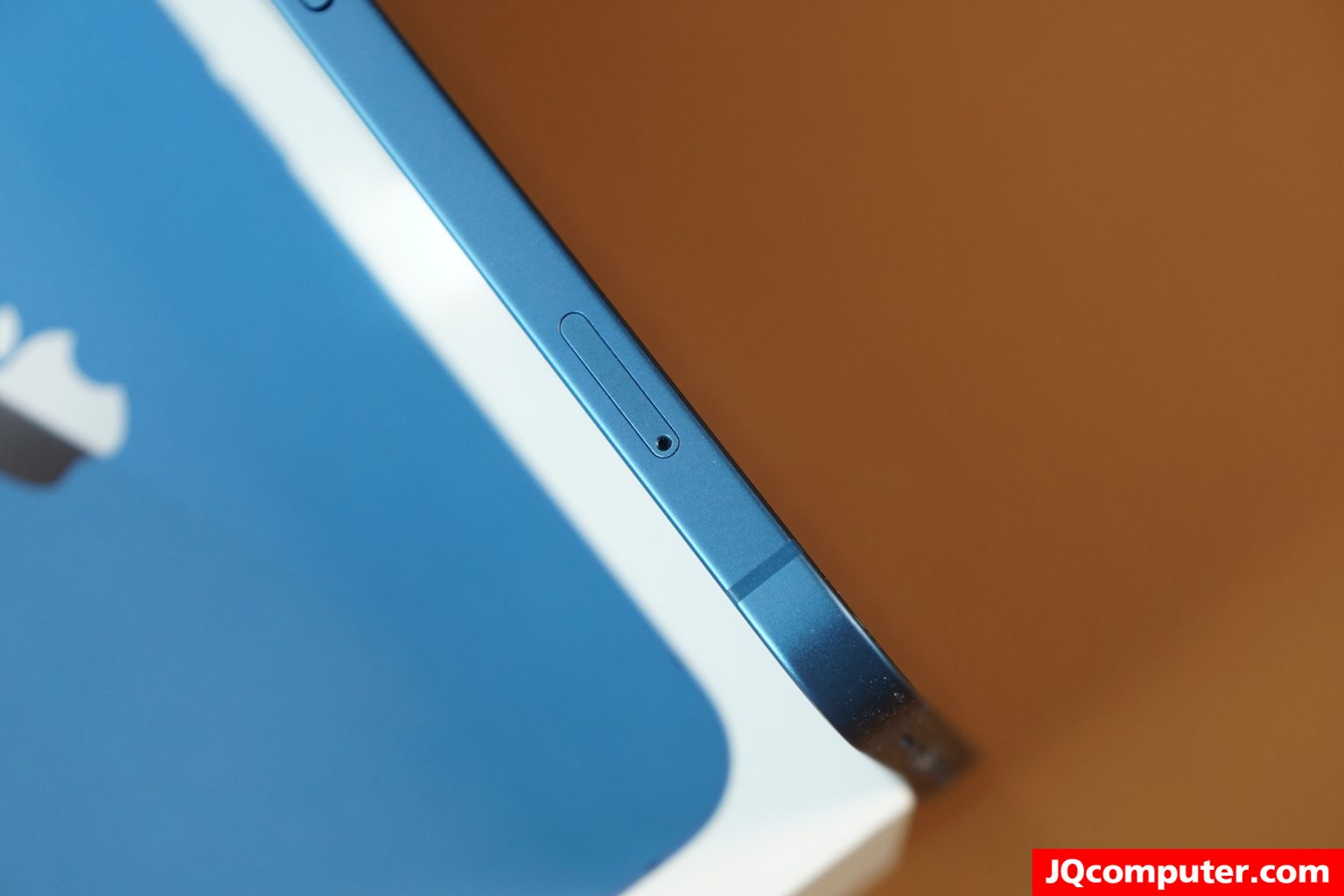 iPhone 13 - Image 11