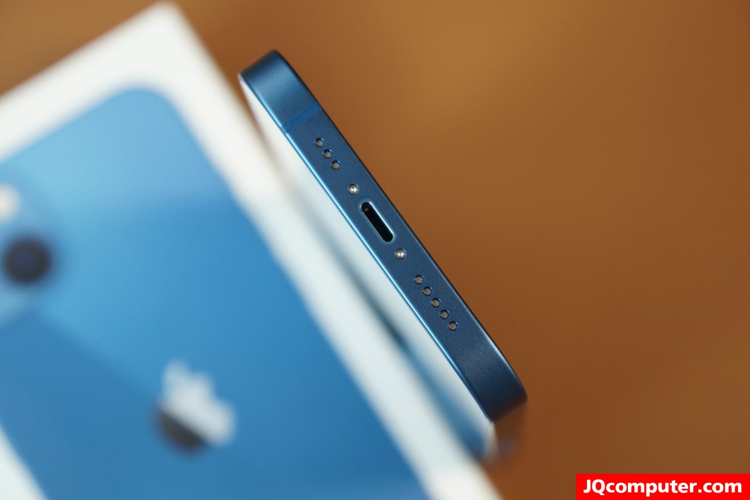 iPhone 13 - Image 12