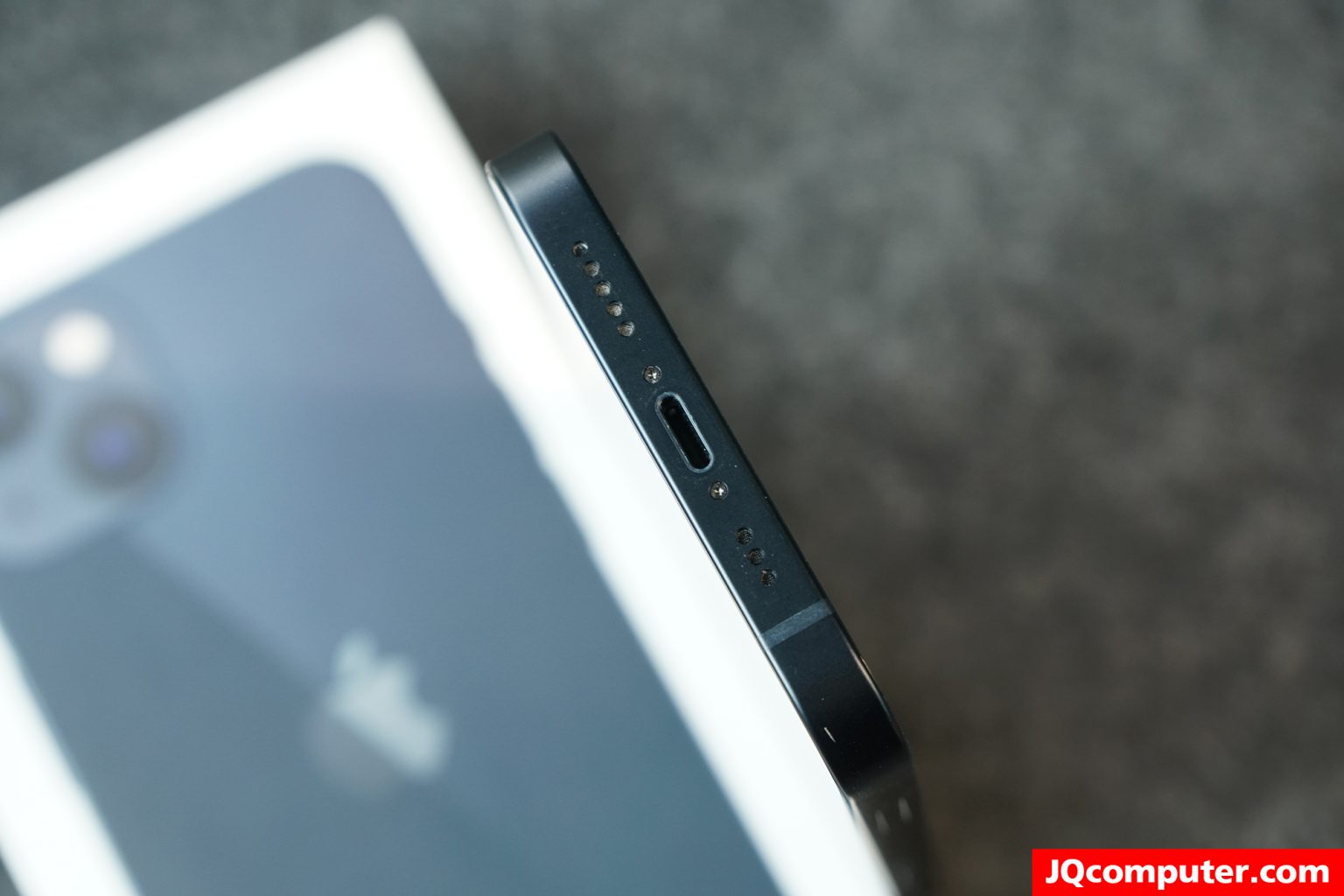 iPhone 13 - Image 15