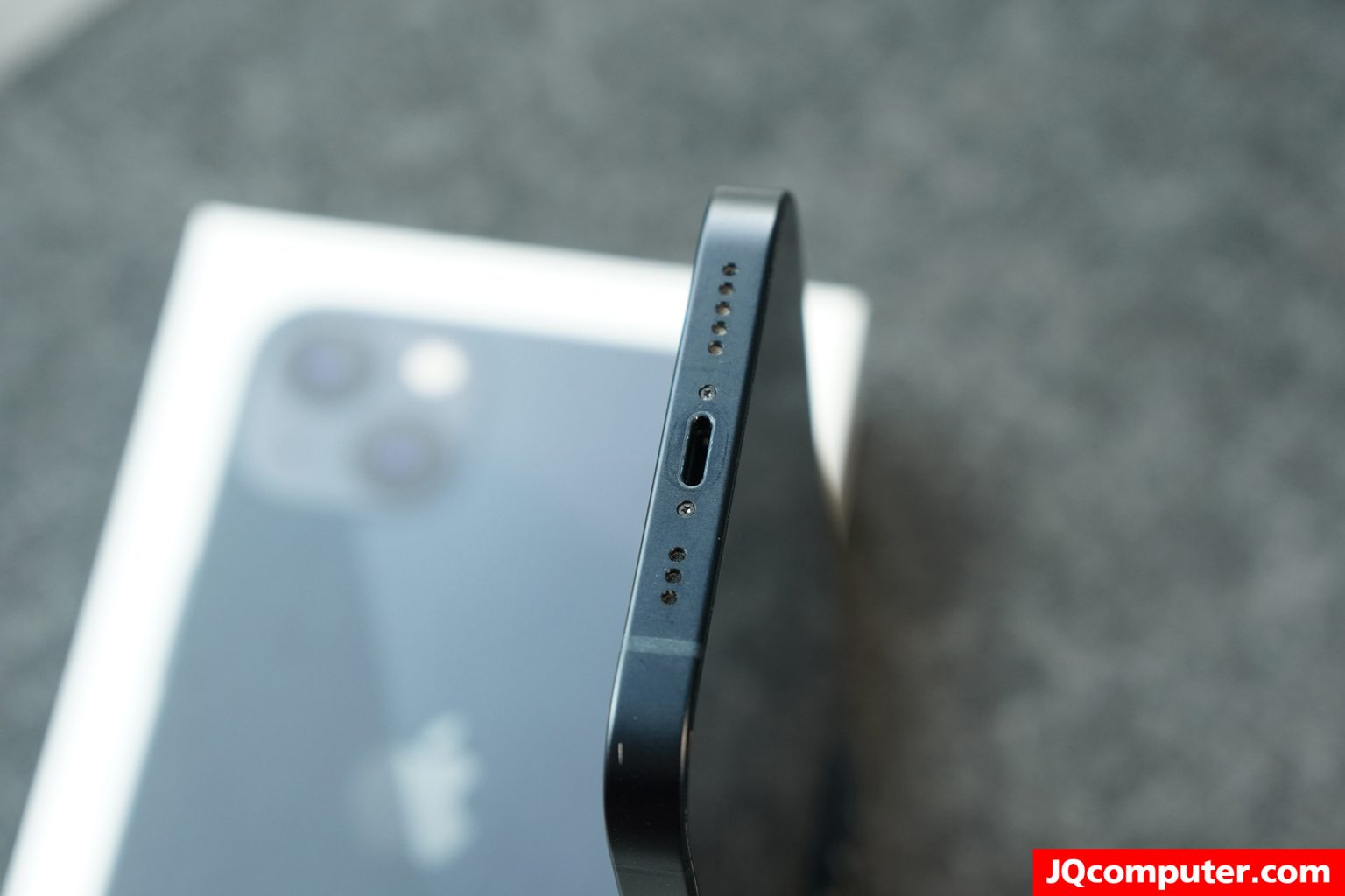 iPhone 13 - Image 16