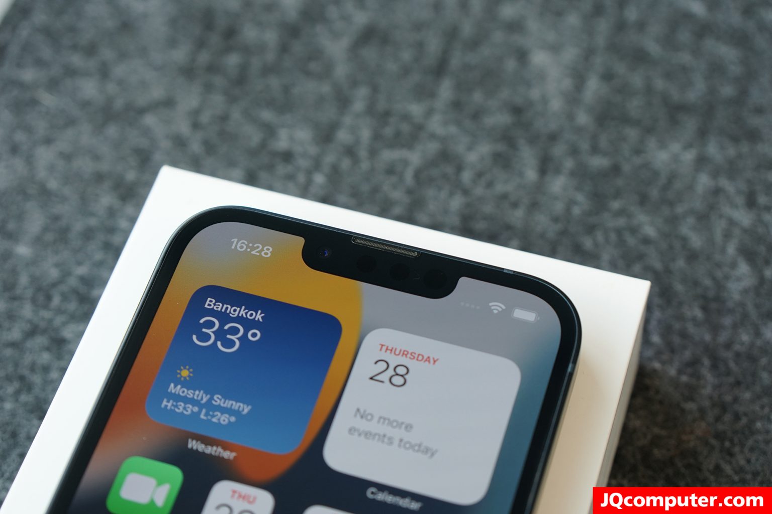 iPhone 13 - Image 7