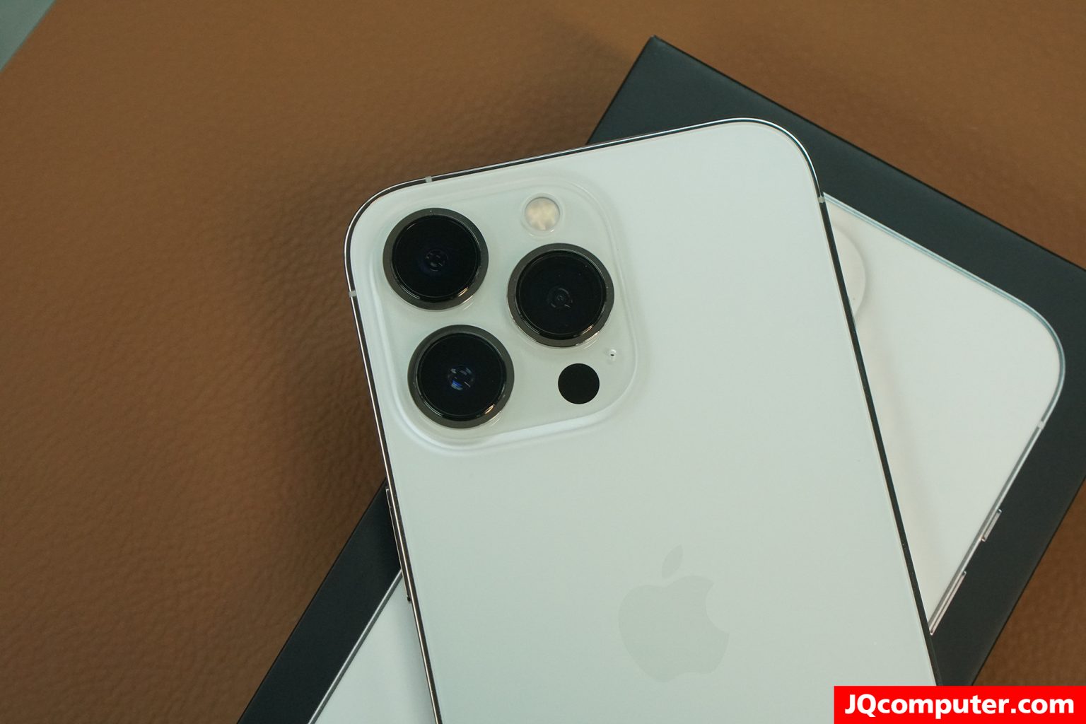 iPhone 13 Pro - Image 8