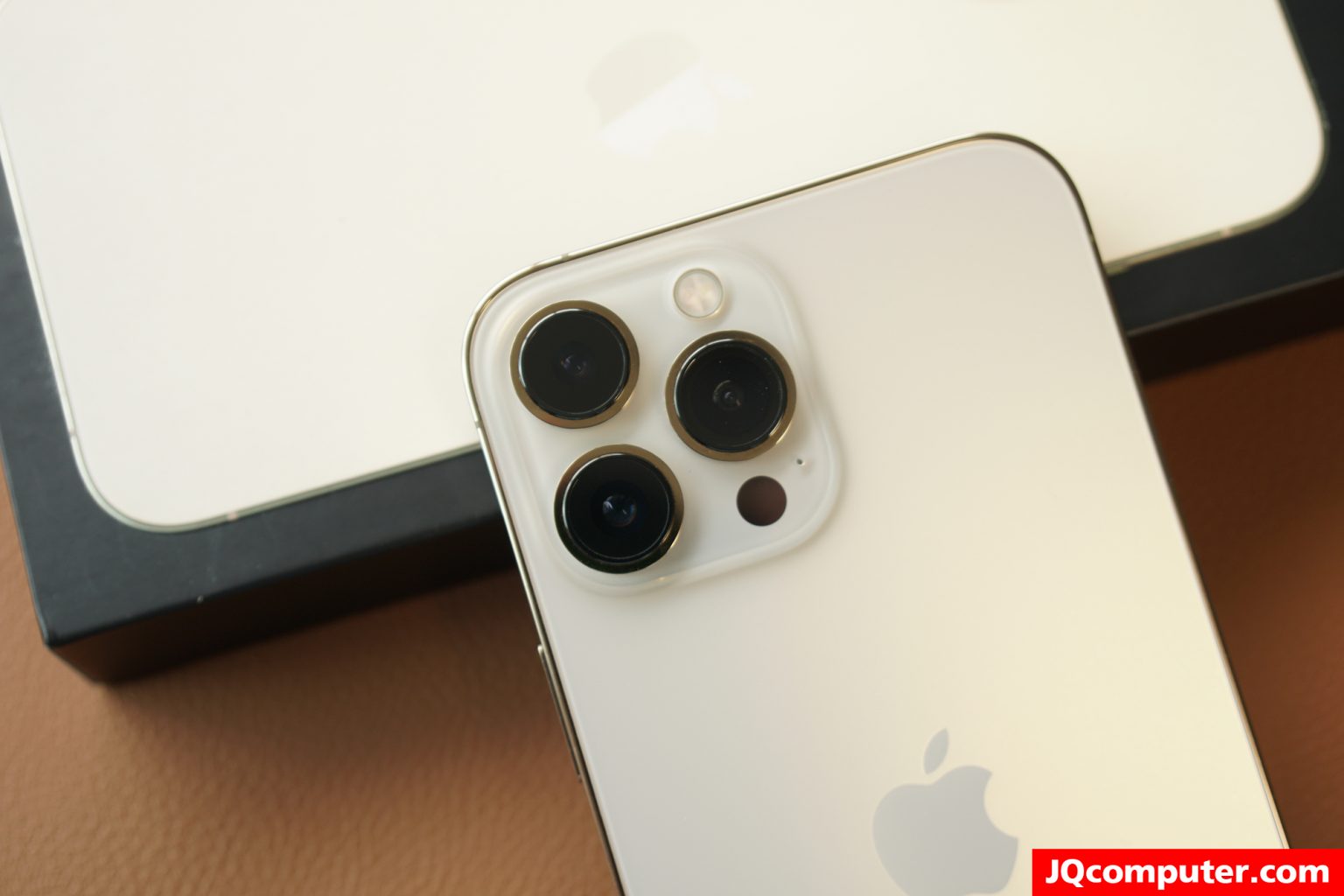 iPhone 13 Pro Max - Image 8