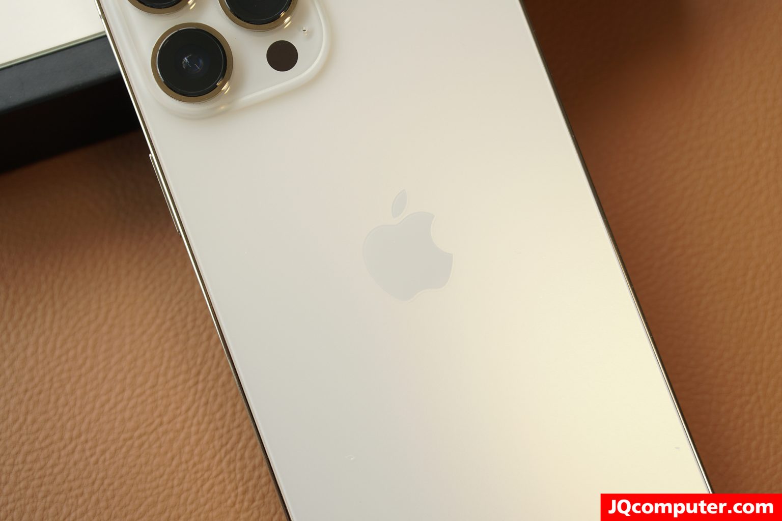 iPhone 13 Pro Max - Image 9