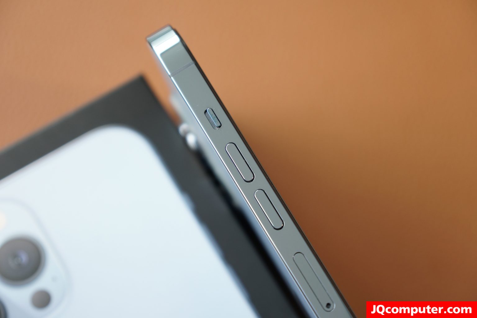 iPhone 13 Pro Max - Image 10