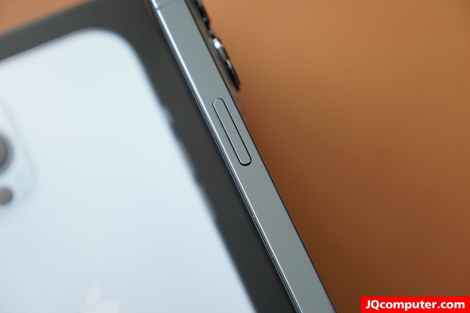 iPhone 13 Pro Max - Image 17