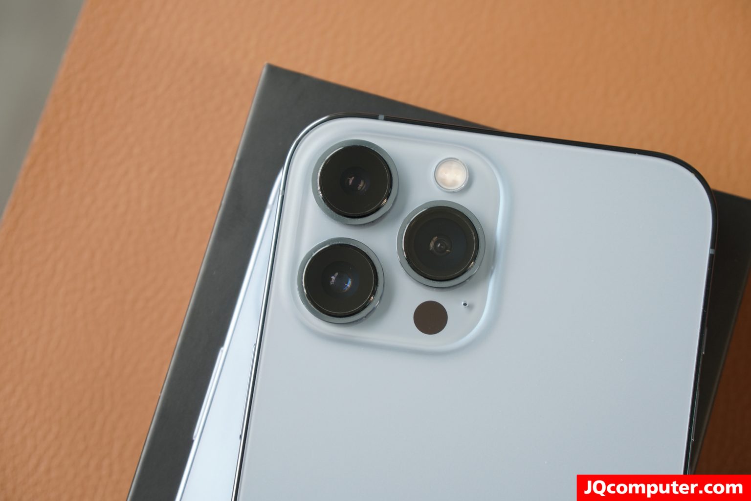 iPhone 13 Pro Max - Image 8