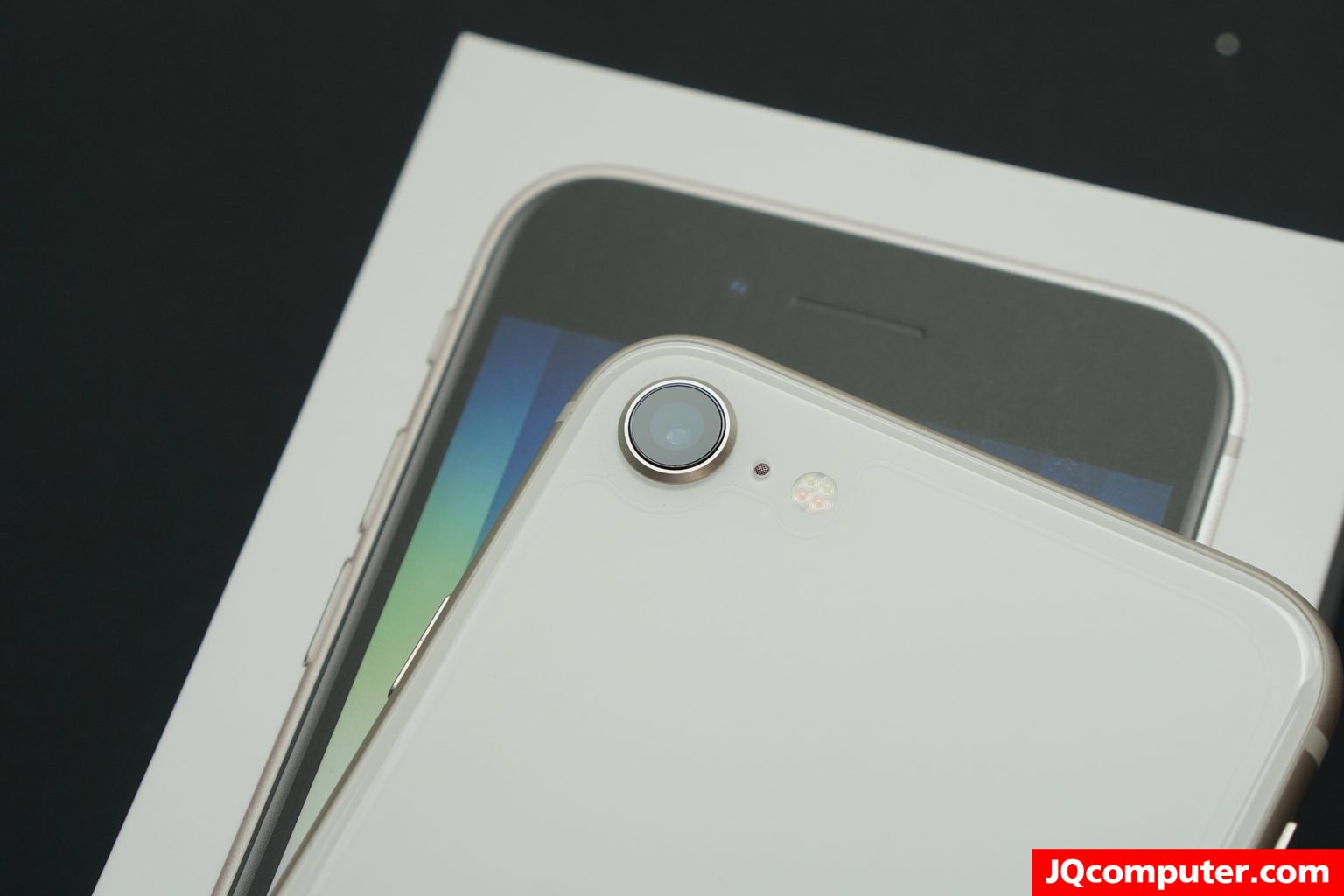 iPhone SE (Gen.3) - Image 10