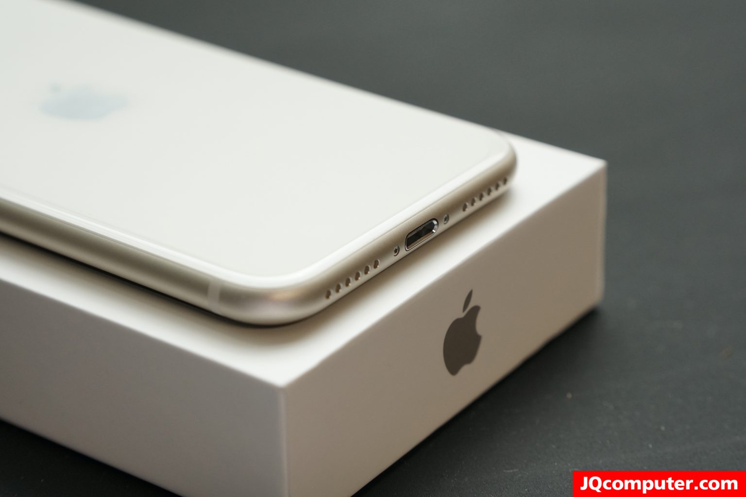 iPhone SE (Gen.3) - Image 16