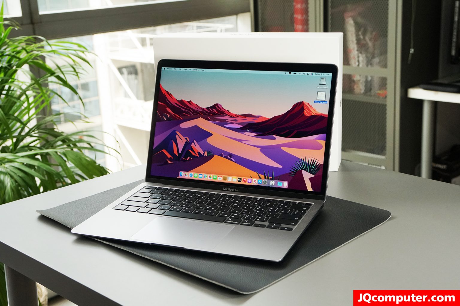 MacBook Air (13-inch, M1, 2020)