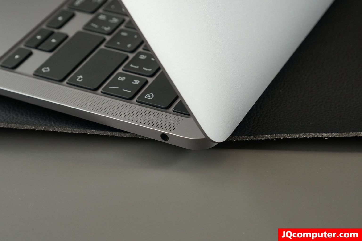 MacBook Air (13-inch, M1, 2020) - Image 13