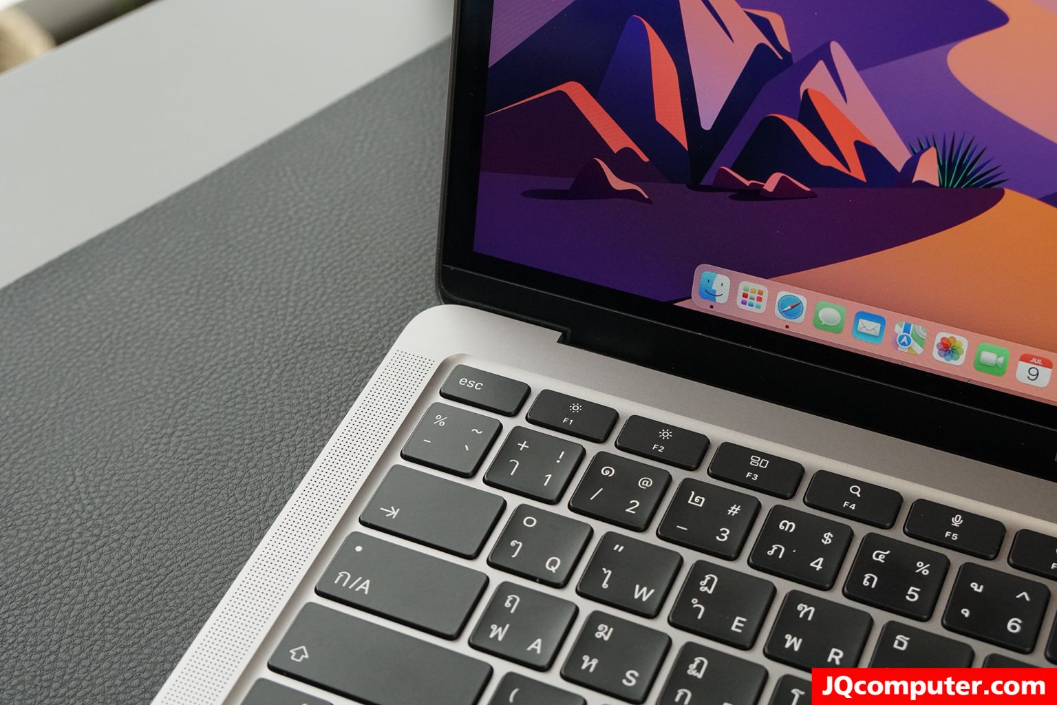 MacBook Air (13-inch, M1, 2020) - Image 4