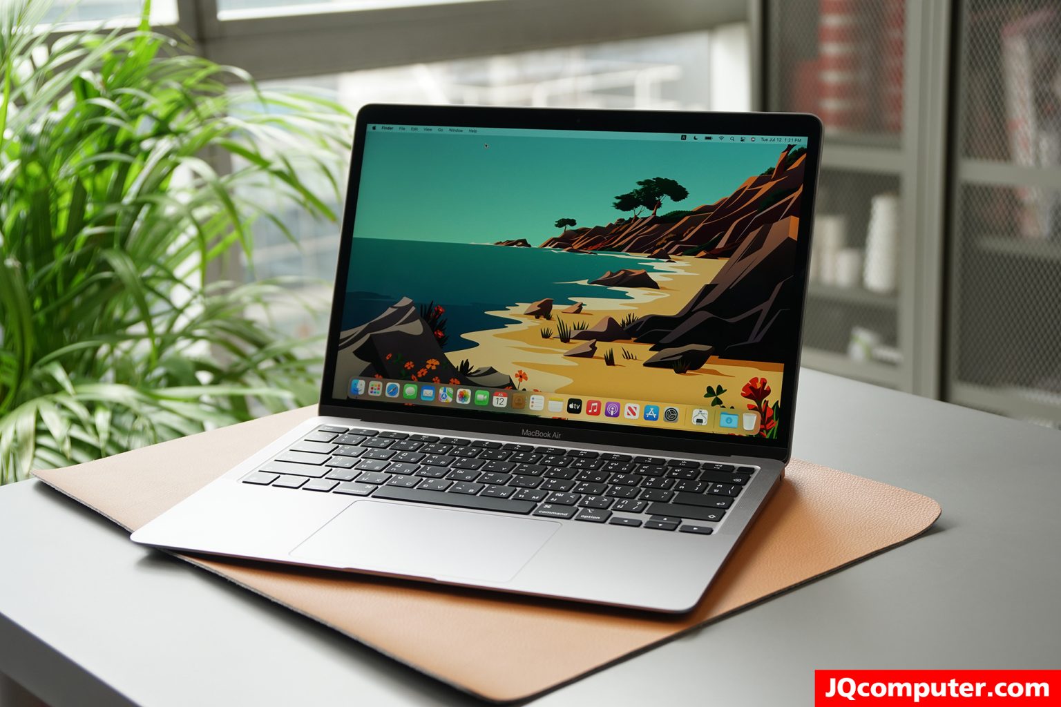 MacBook Air (13-inch, M1, 2020)