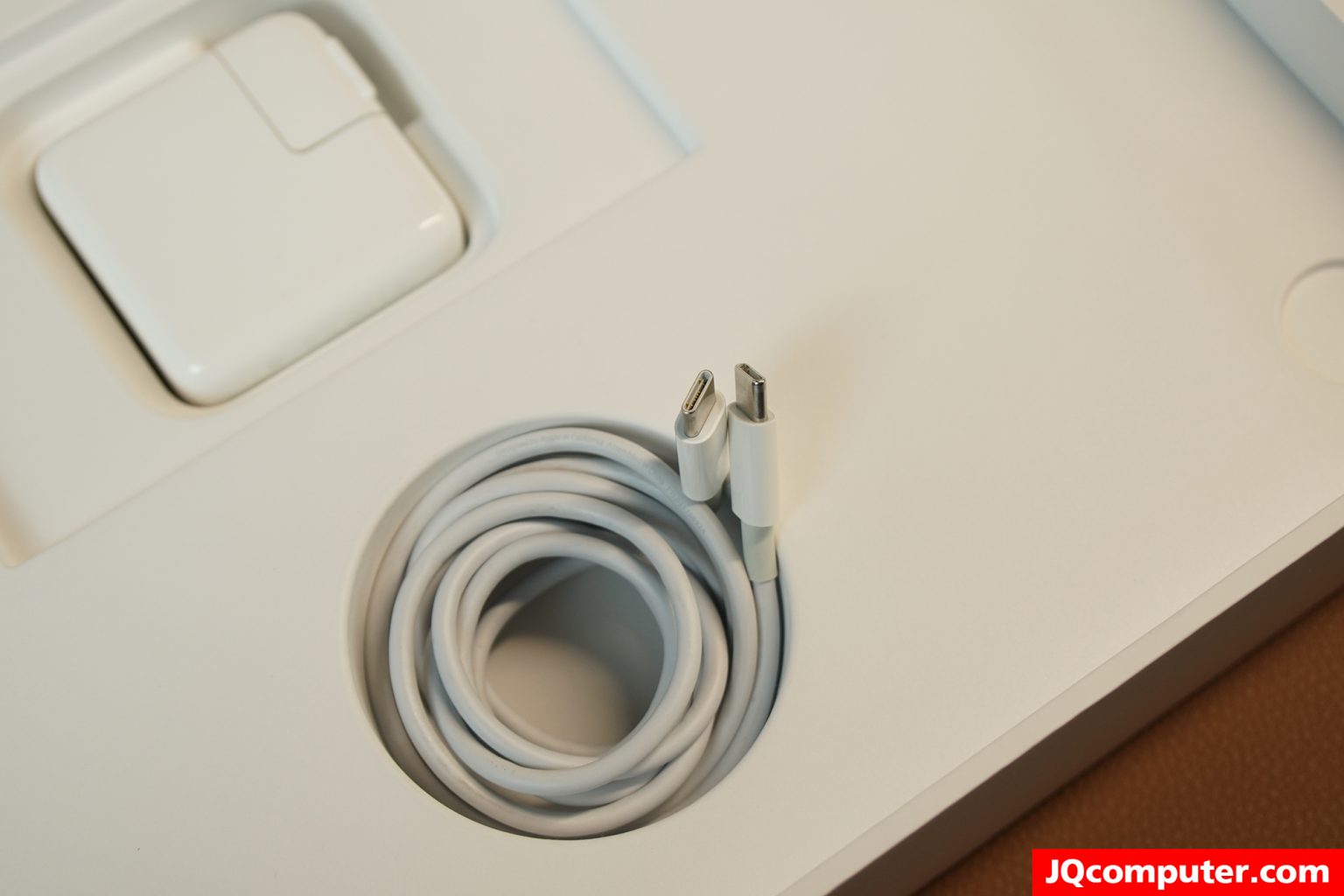 MacBook Air (13-inch, i3, 2020) - Image 20