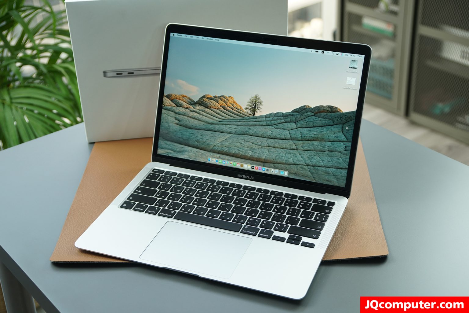 MacBook Air (13-inch, M1, 2020)