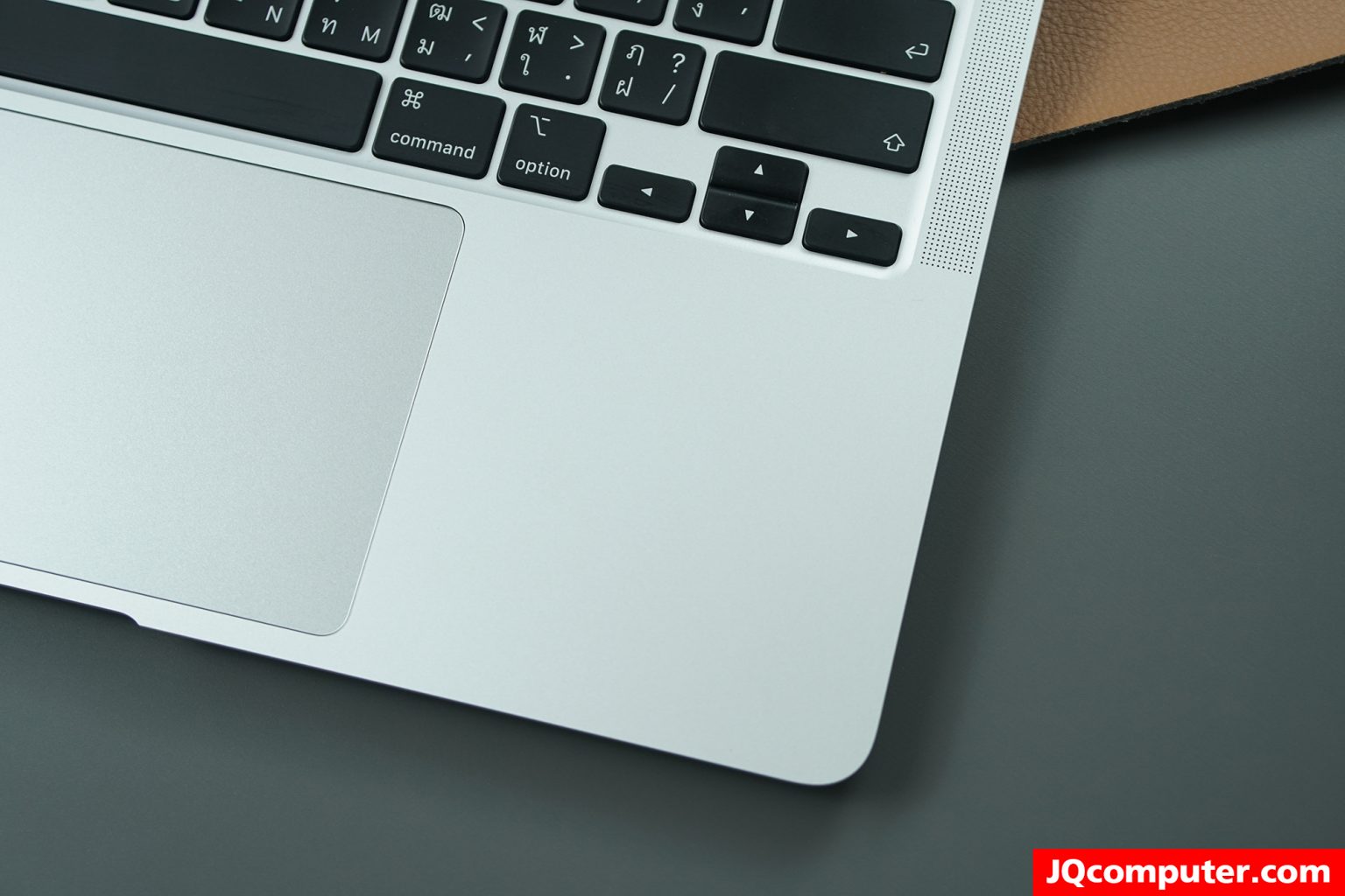 MacBook Air (13-inch, M1, 2020) - Image 7