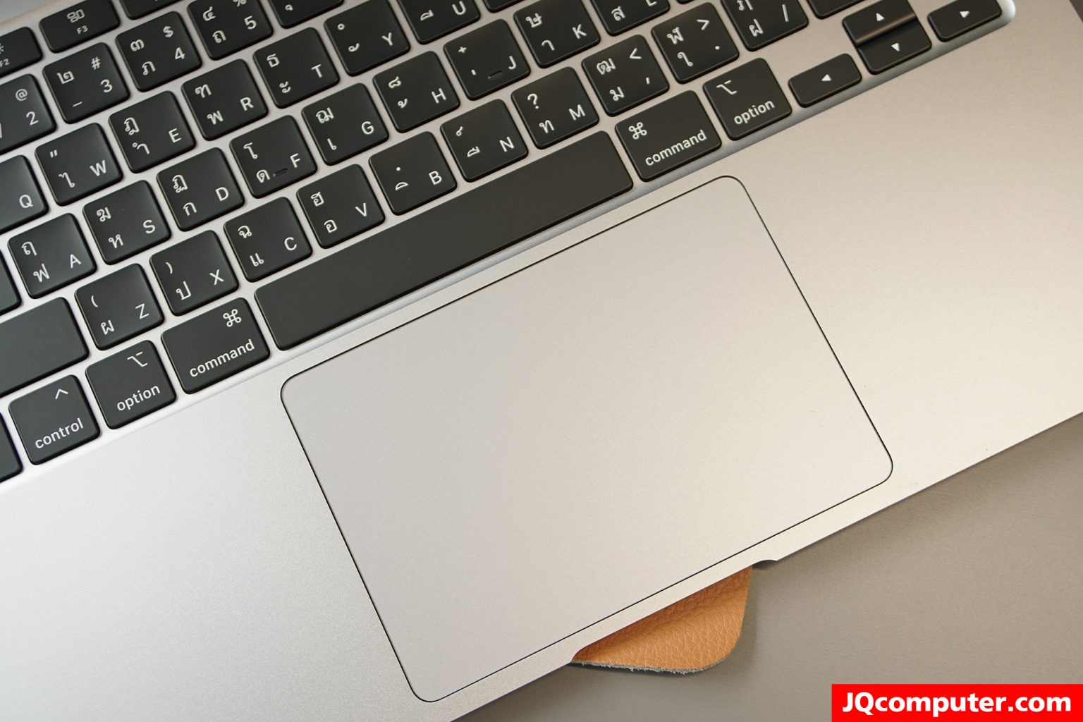 MacBook Air (13-inch, M1, 2020) - Image 6