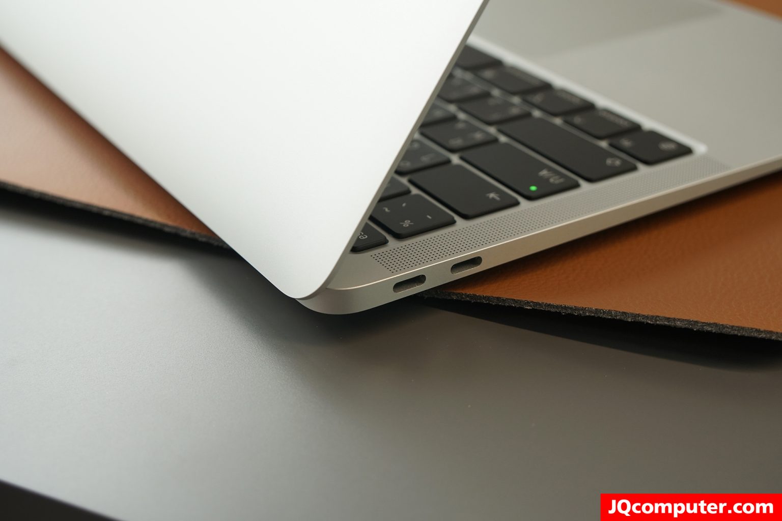 MacBook Air (13-inch, M1, 2020) - Image 13