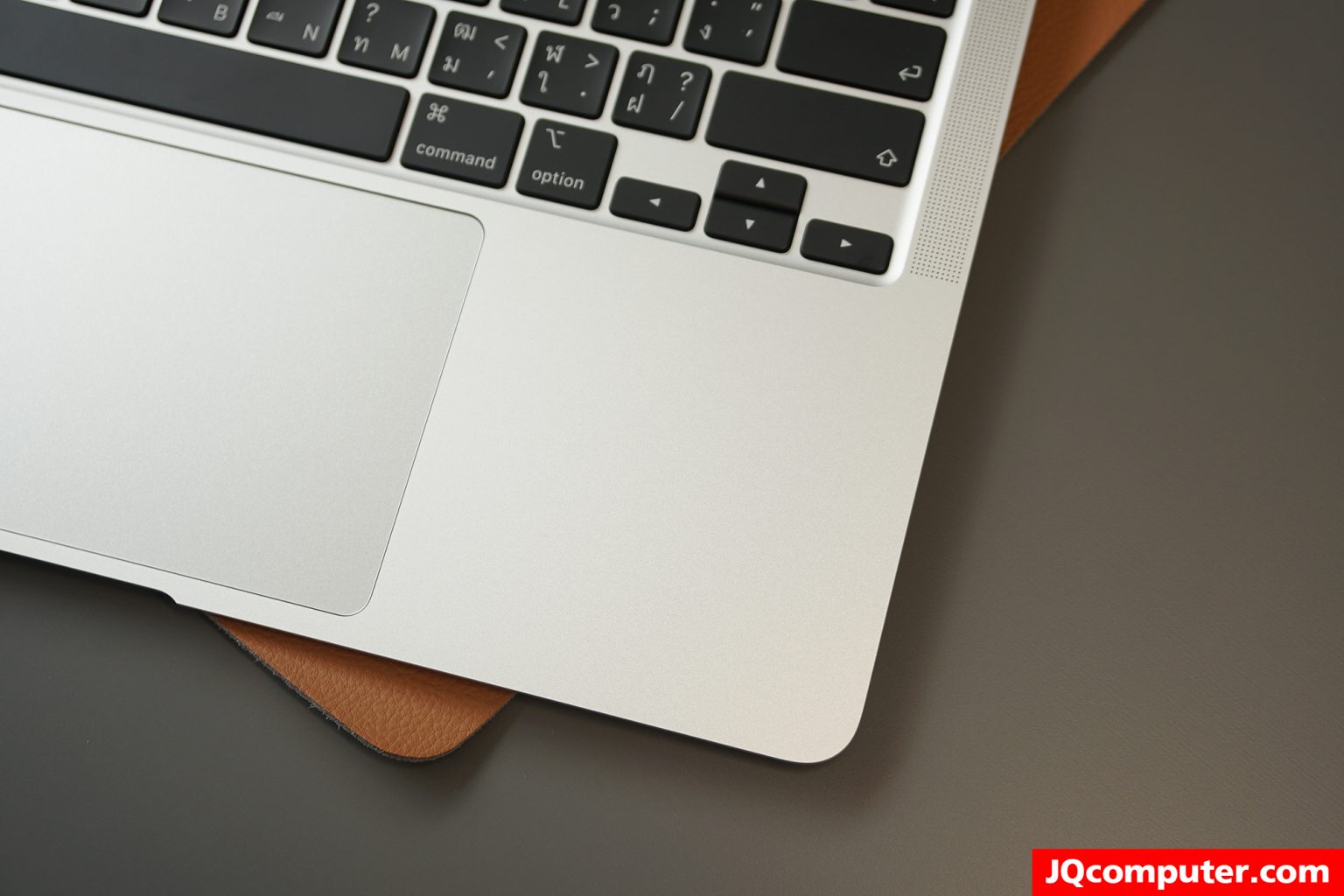 MacBook Air (13-inch, M1, 2020) - Image 7