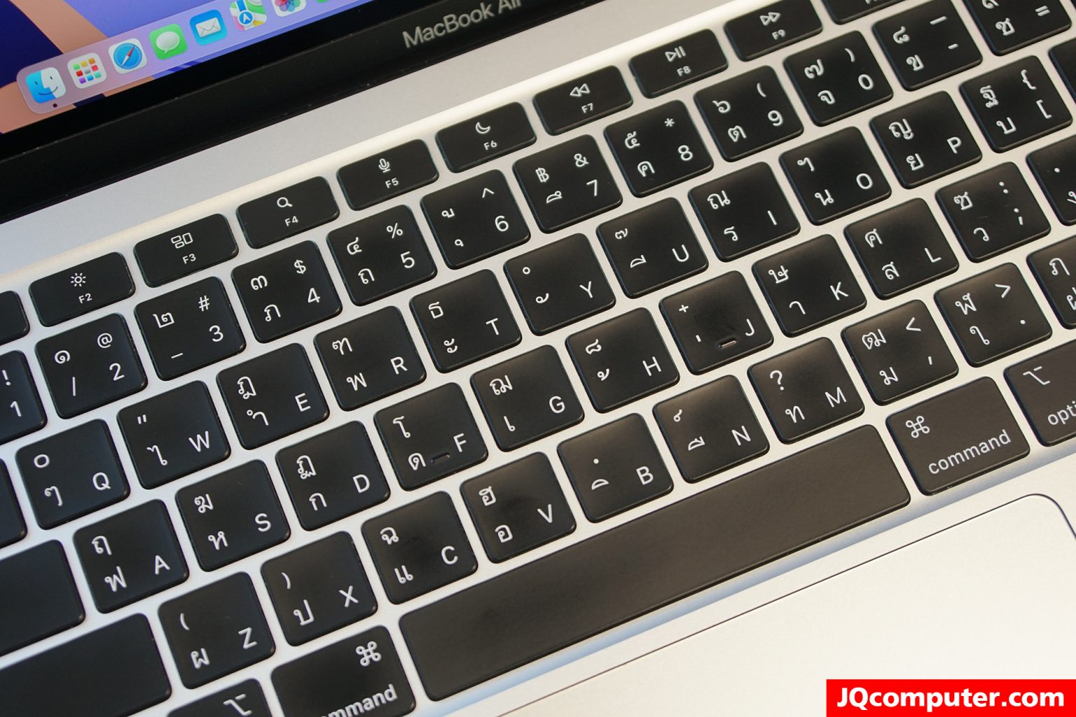 MacBook Air (13-inch, M1, 2020) - Image 6