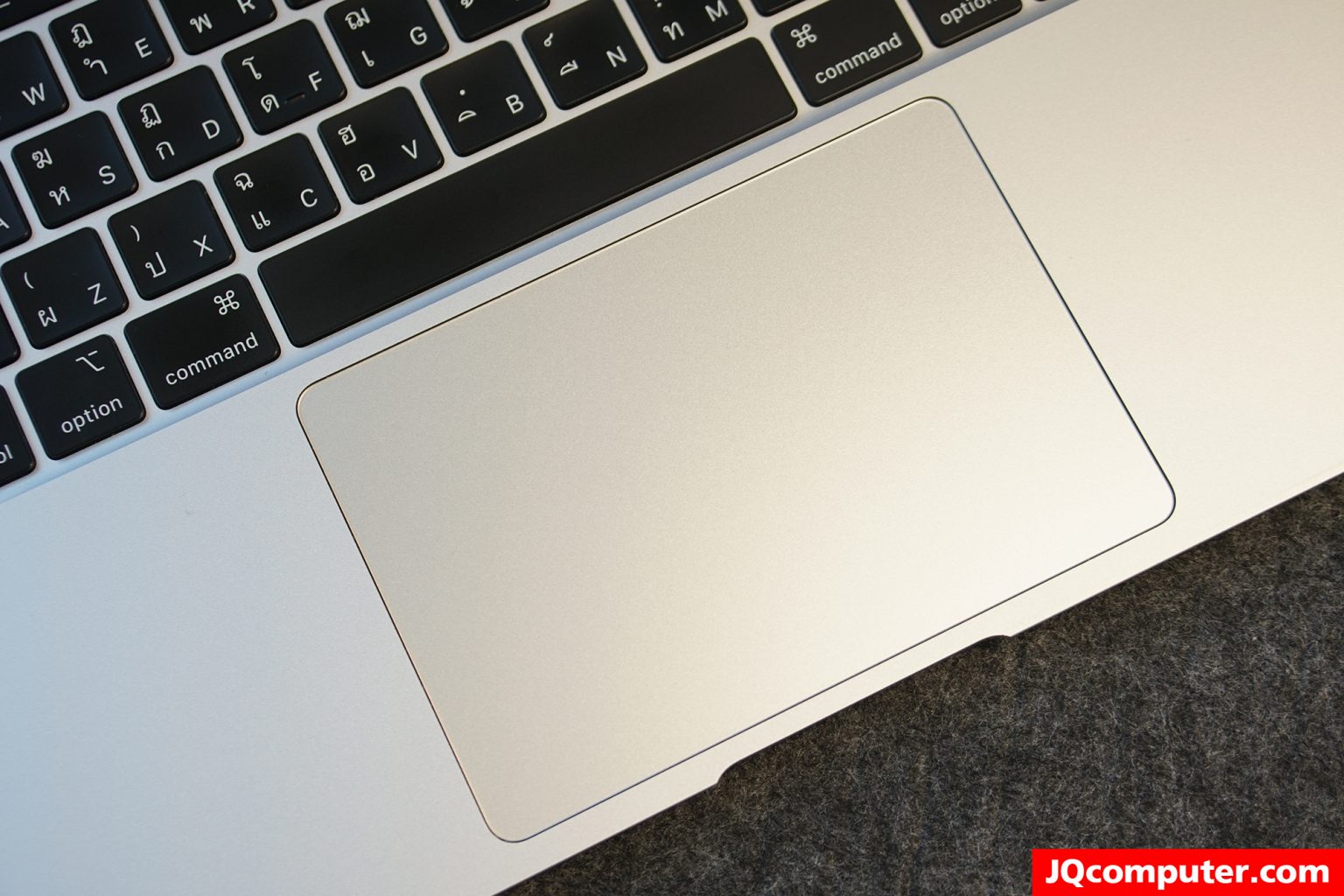 MacBook Air (13-inch, M1, 2020) - Image 7