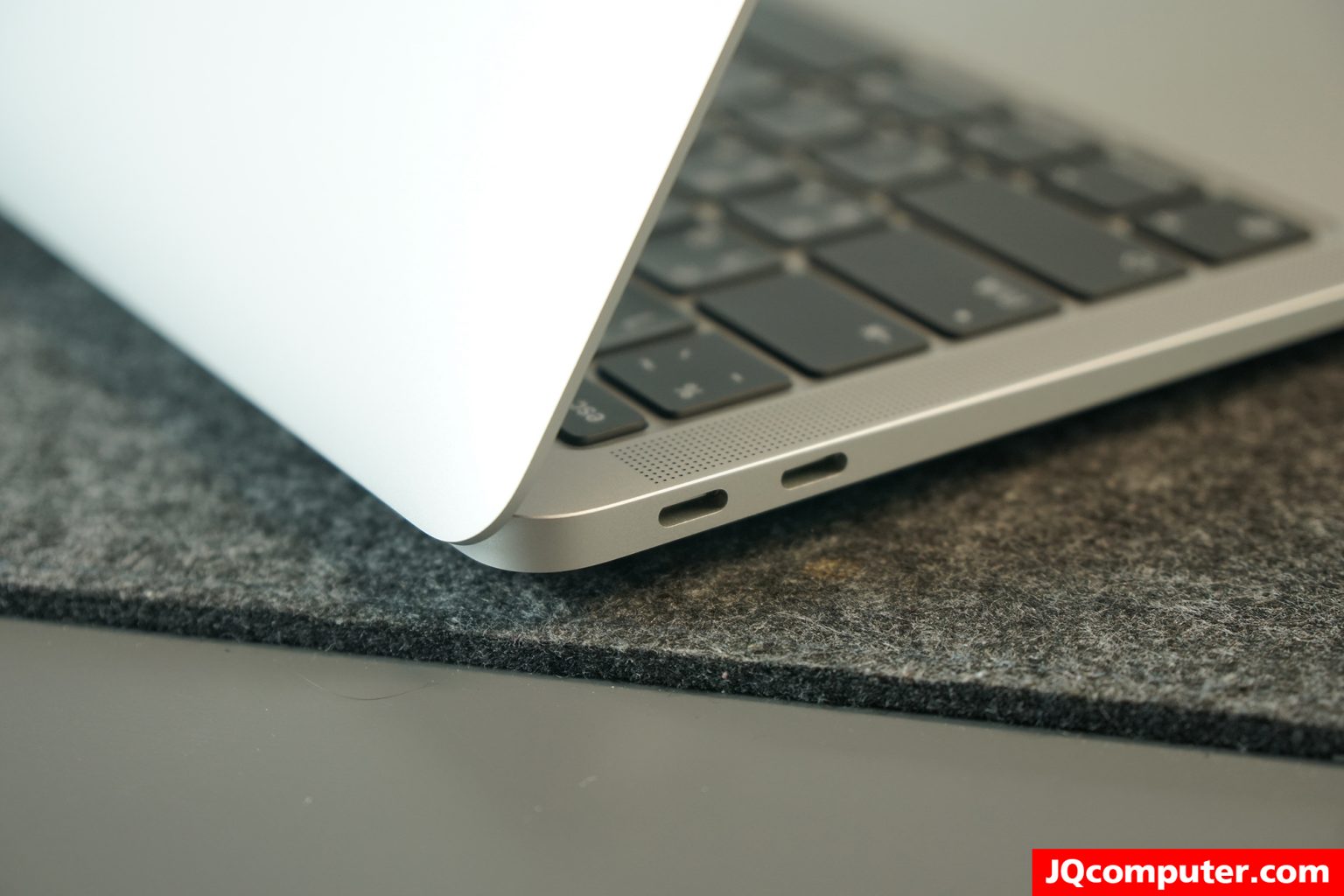 MacBook Air (13-inch, M1, 2020) - Image 14