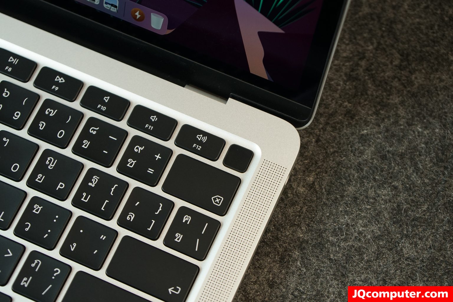MacBook Air (13-inch, M1, 2020) - Image 9