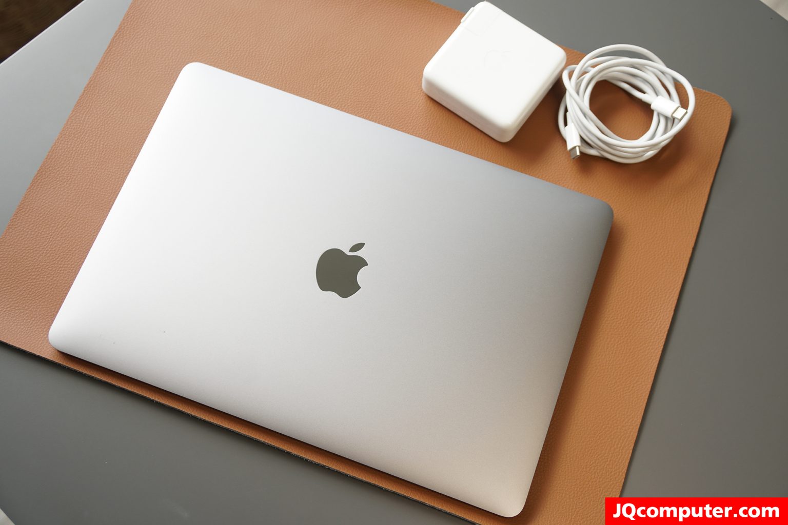 MacBook Pro (13-inch, i5, 2019) - Image 24
