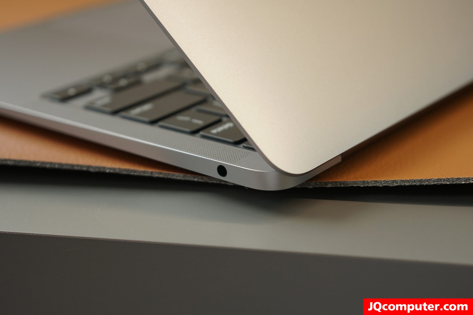 MacBook Air (13-inch, M1, 2020) - Image 14