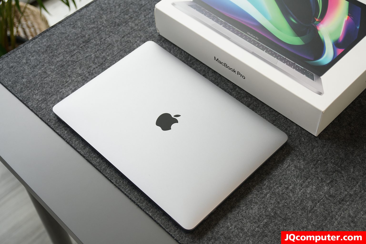 MacBook Pro (13-inch, M1, 2020) - Image 18